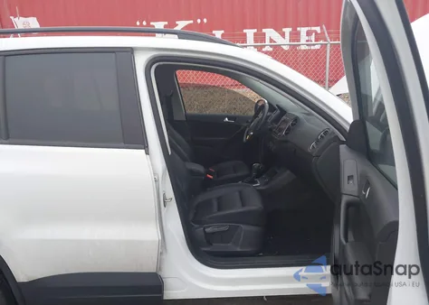 2017 Volkswagen Tiguan 2.0T S из США, поврежденный, VIN WVGAV7AX2HW510087